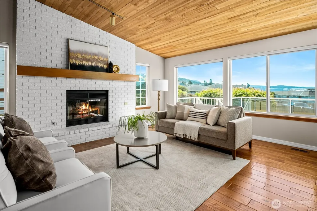 5305 Sterling Drive Anacortes WA 98221