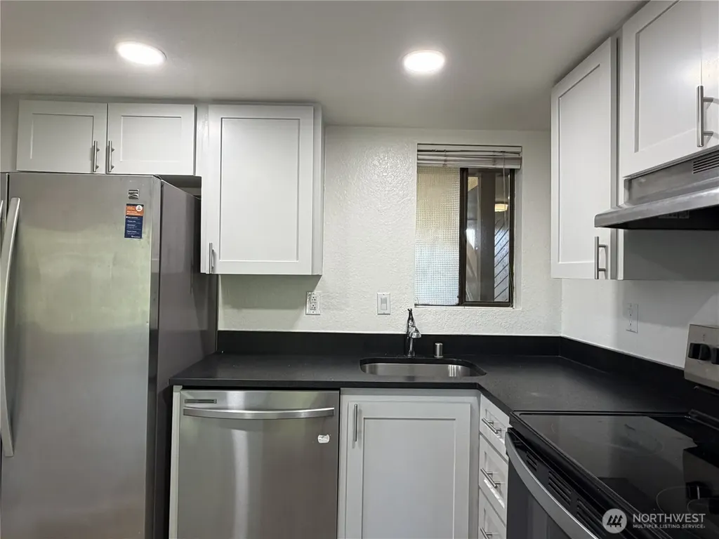 4800 200th Street SW Lynnwood WA 98036