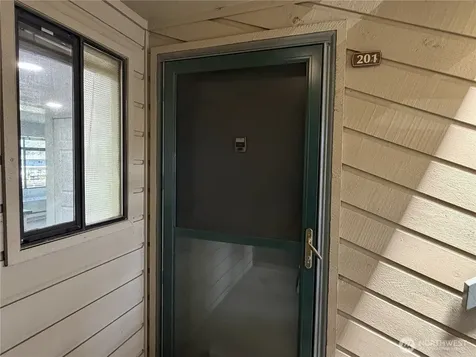 4800 200th Street SW Lynnwood WA 98036