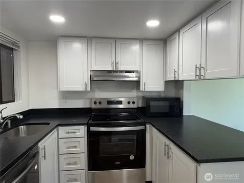 4800 200th Street SW Lynnwood WA 98036