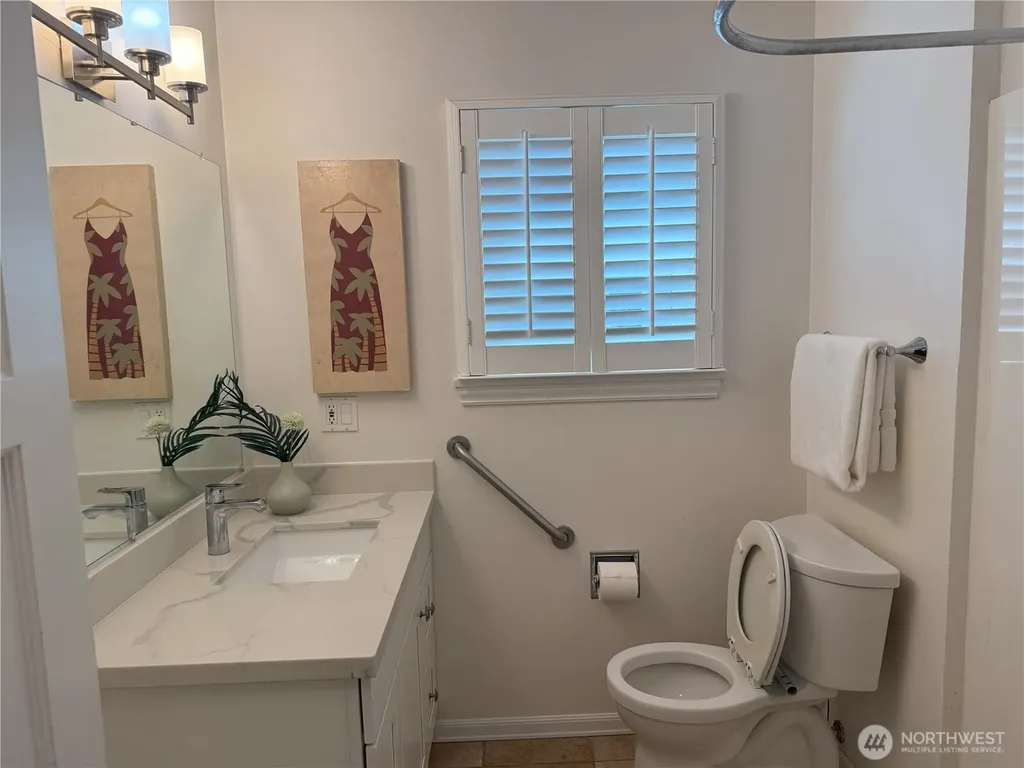 4329 NE 56th Street Seattle WA 98105