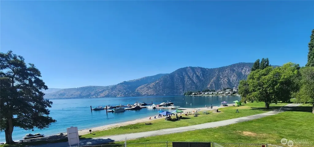 1 Beach 531-f Manson WA 98831