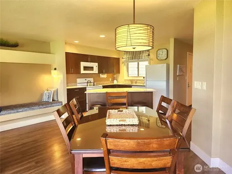 1 Beach 531-f Manson WA 98831