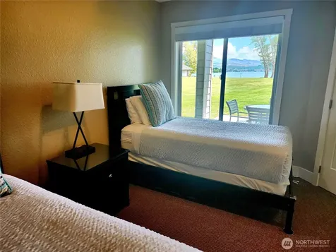1 Beach 531-f Manson WA 98831