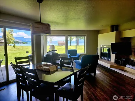 1 Beach 531-f Manson WA 98831