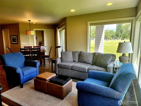 1 Beach 531-f Manson WA 98831