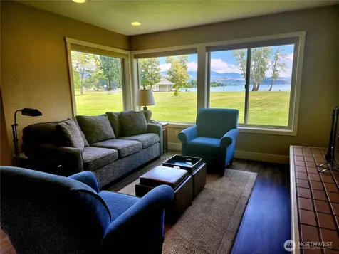 1 Beach 531-f Manson WA 98831