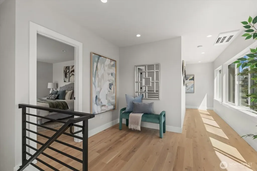 4816 SW Findlay Street Seattle WA 98136