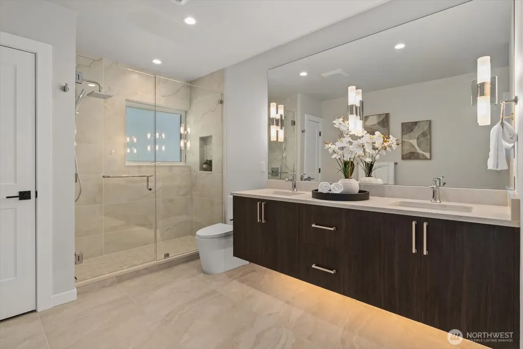 4816 SW Findlay Street Seattle WA 98136