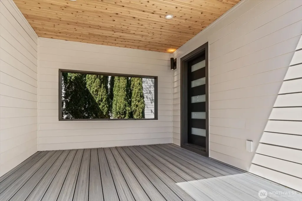 4816 SW Findlay Street Seattle WA 98136