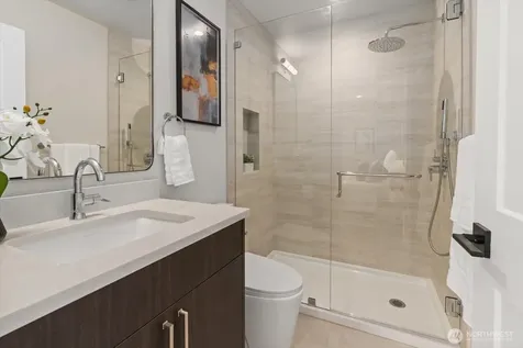 4816 SW Findlay Street Seattle WA 98136