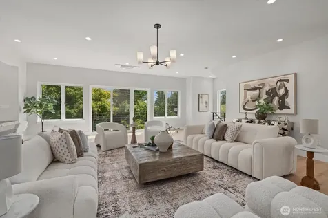 4816 SW Findlay Street Seattle WA 98136