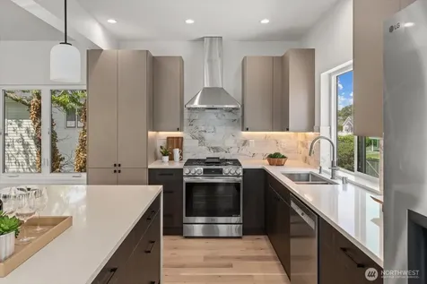 4816 SW Findlay Street Seattle WA 98136