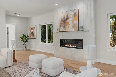 4816 SW Findlay Street Seattle WA 98136