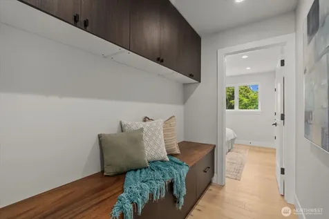 4816 SW Findlay Street Seattle WA 98136