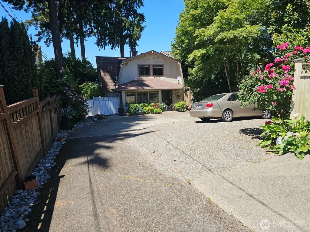 15402 Rose Road SW Lakewood WA 98498