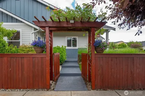 4039 Autumn Way Mount Vernon WA 98273