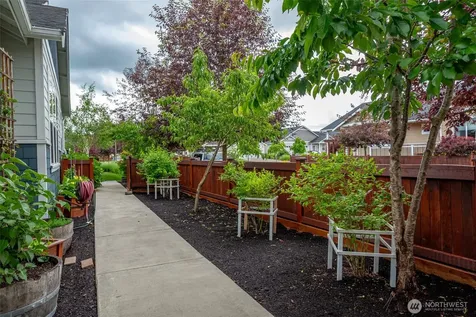 4039 Autumn Way Mount Vernon WA 98273