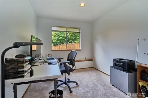 1404 S 290th Place Federal Way WA 98003