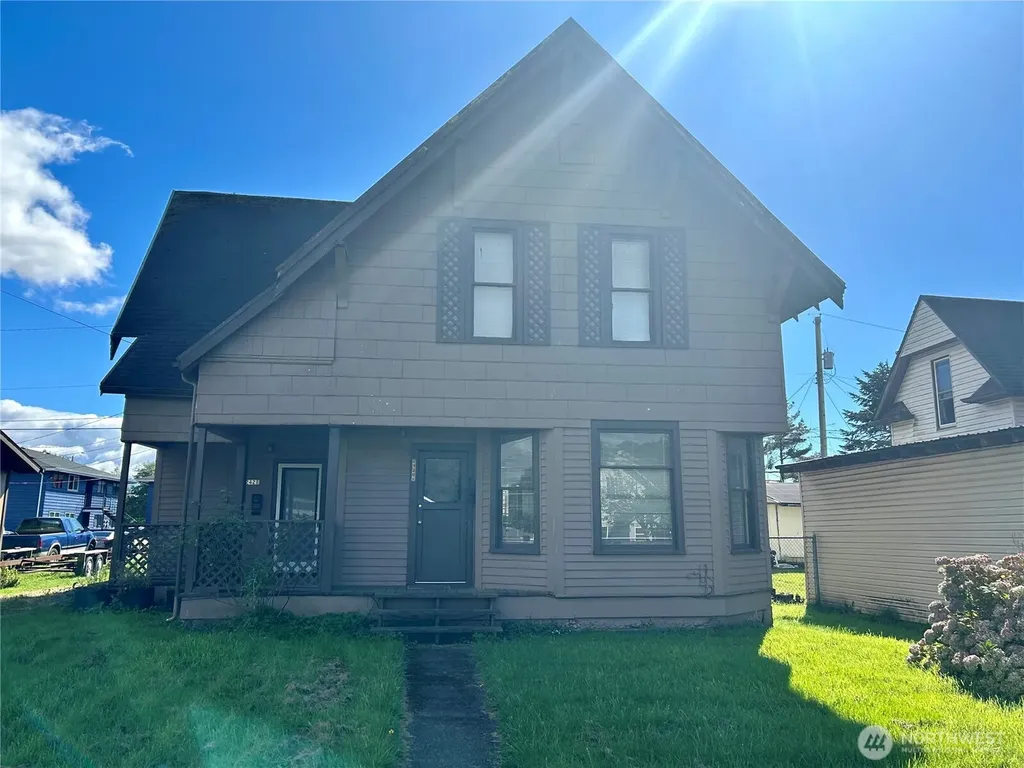 2428 Pacific Avenue Hoquiam WA 98550