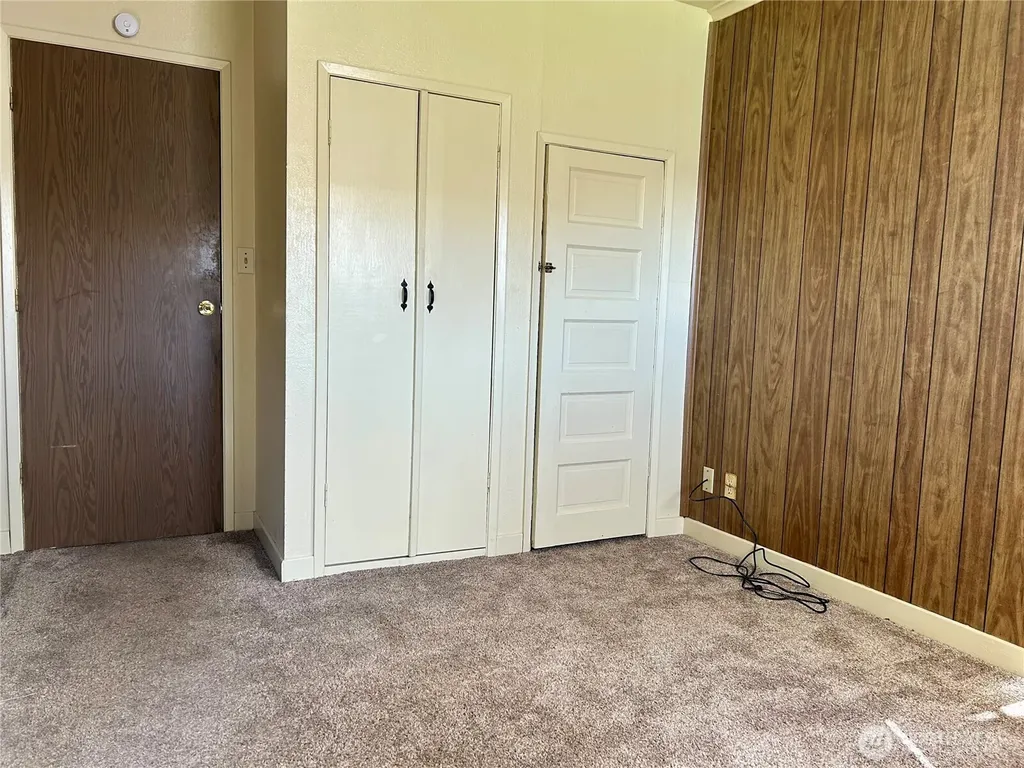 2428 Pacific Avenue Hoquiam WA 98550