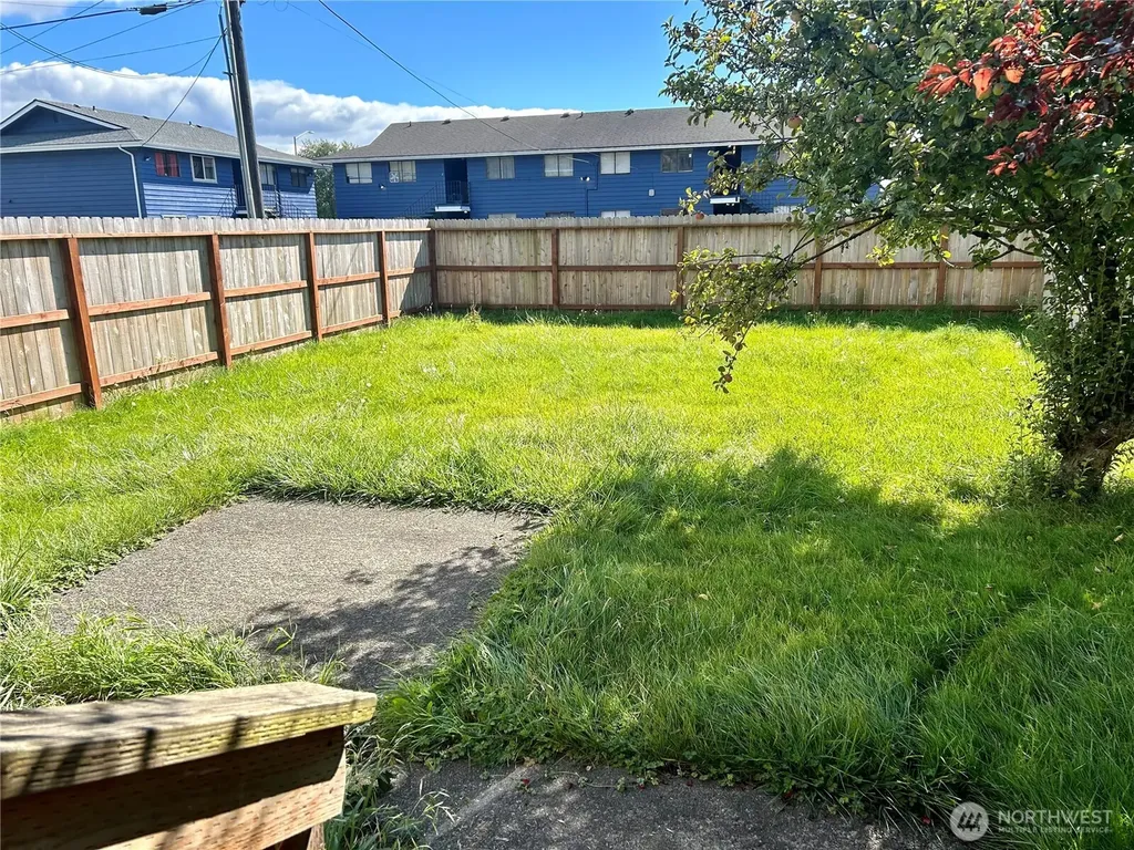 2428 Pacific Avenue Hoquiam WA 98550