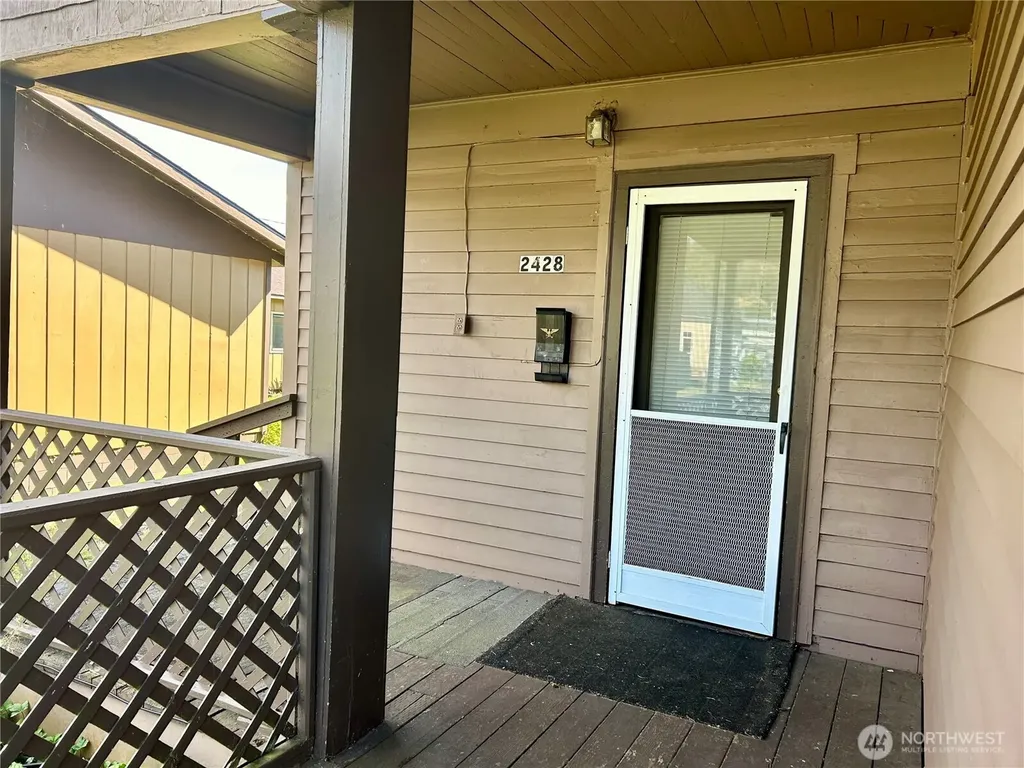 2428 Pacific Avenue Hoquiam WA 98550