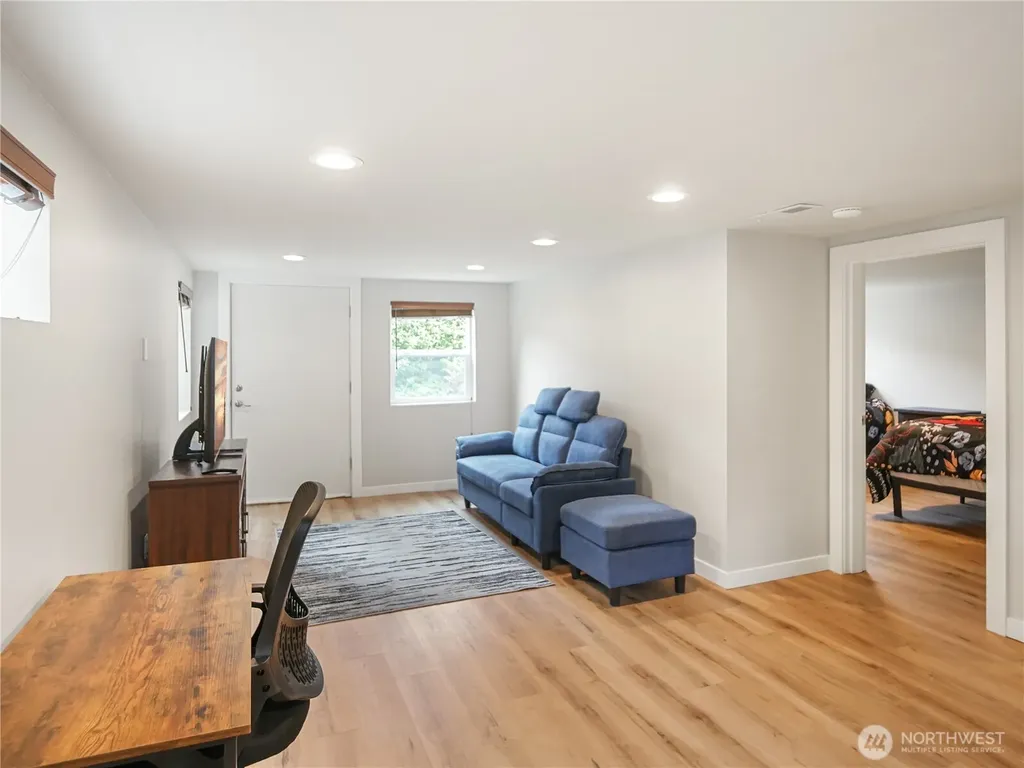 205 NW 101st Street Seattle WA 98177