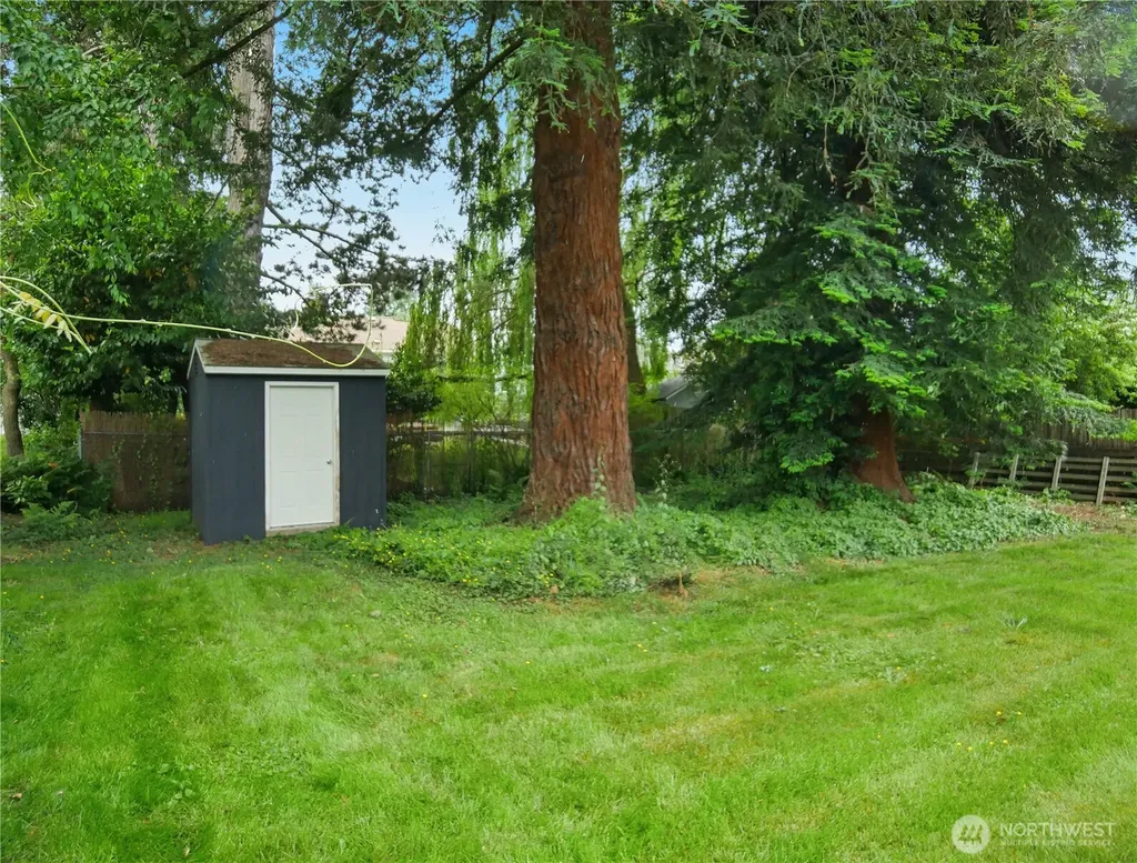 205 NW 101st Street Seattle WA 98177