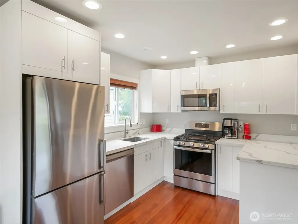 205 NW 101st Street Seattle WA 98177