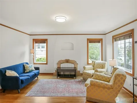 205 NW 101st Street Seattle WA 98177