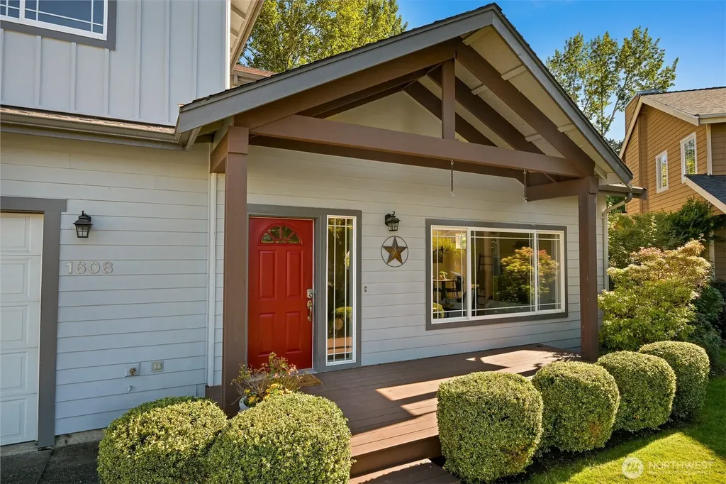 1608 Valhalla Street Bellingham WA 98226