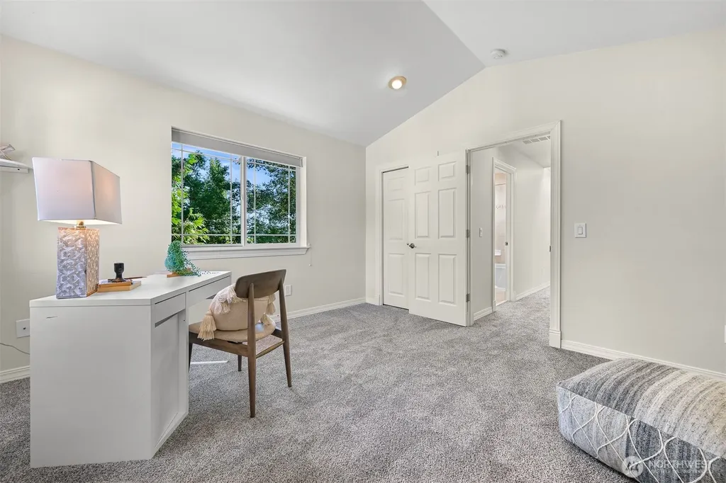 1608 Valhalla Street Bellingham WA 98226