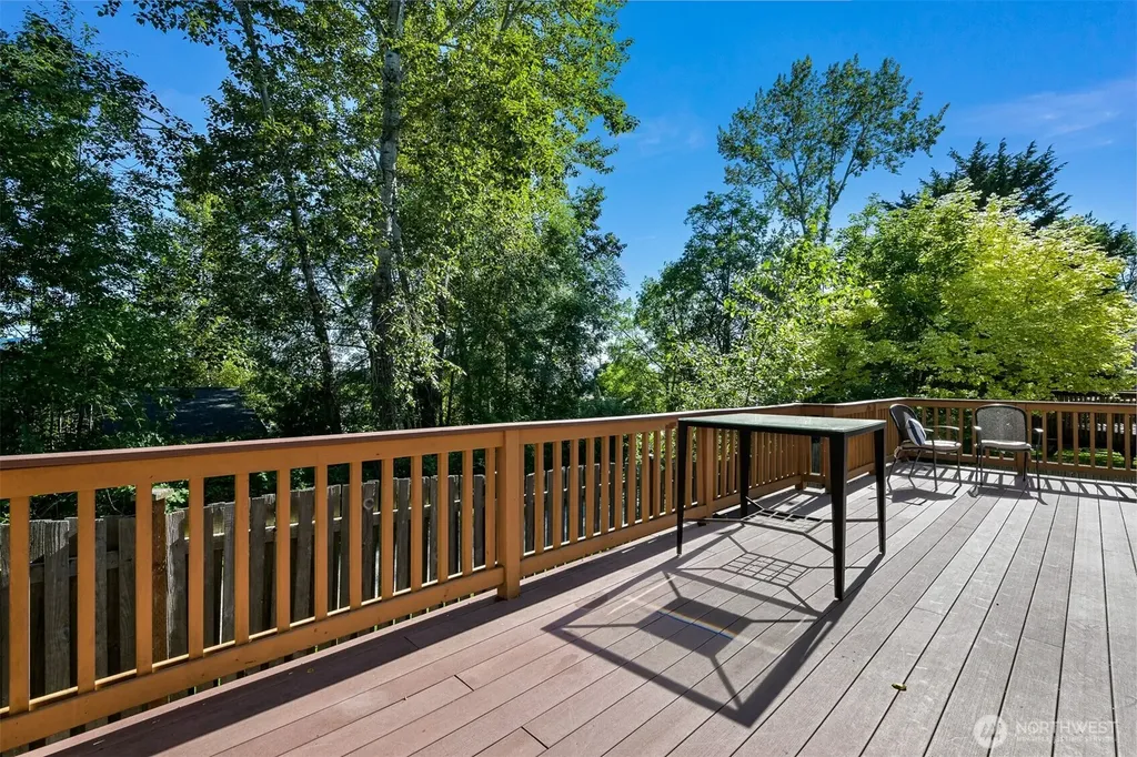 1608 Valhalla Street Bellingham WA 98226