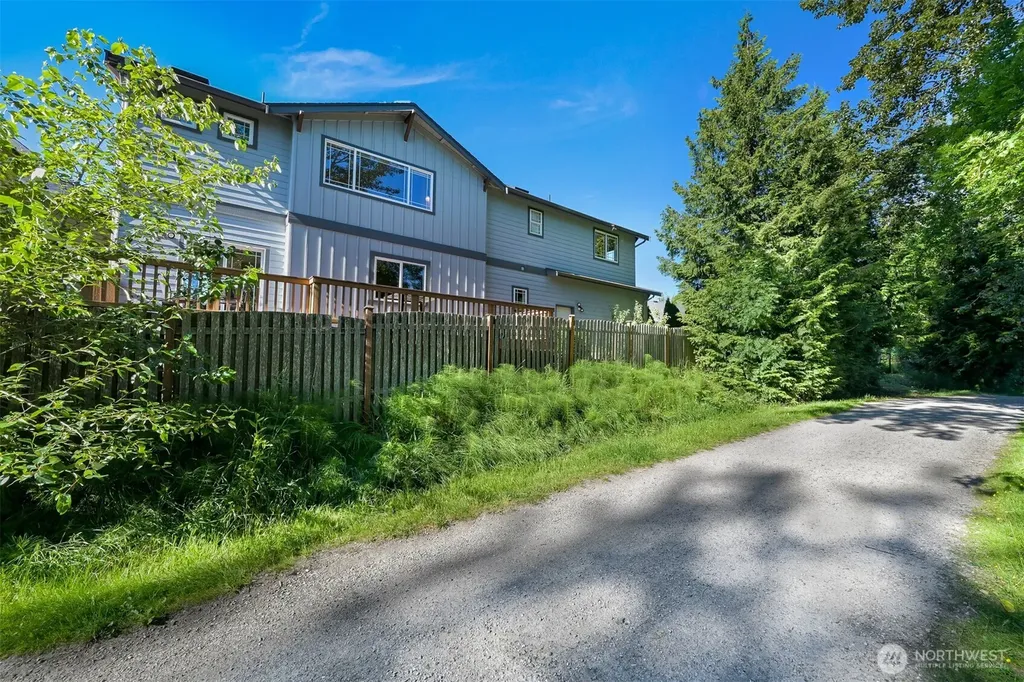 1608 Valhalla Street Bellingham WA 98226