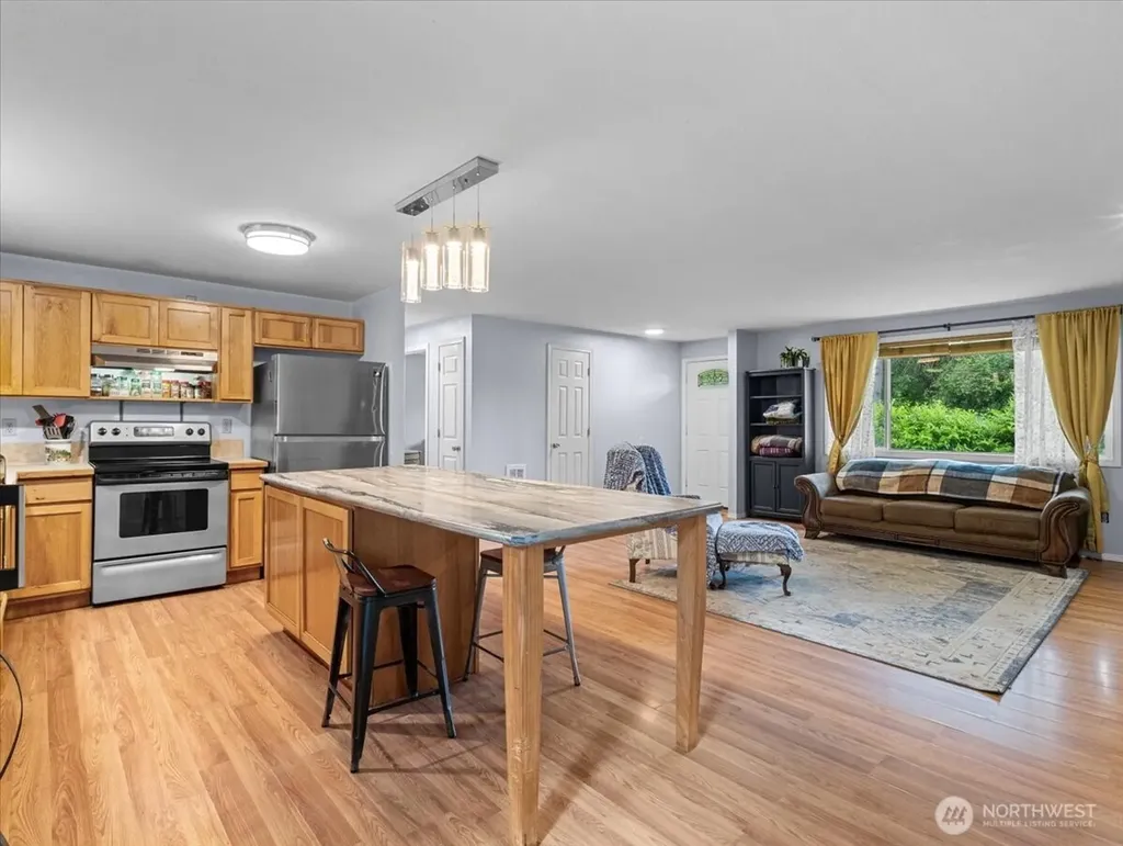 15600 NE 18th Street Vancouver WA 98684