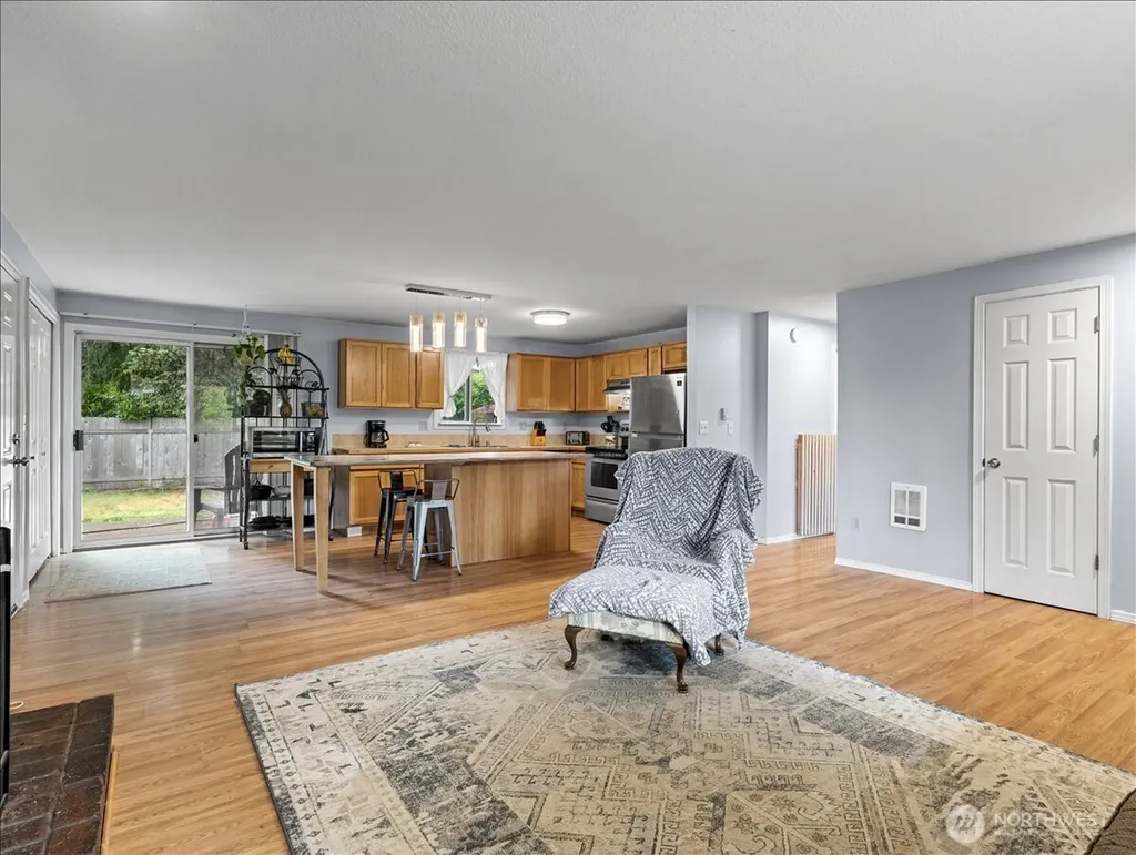 15600 NE 18th Street Vancouver WA 98684