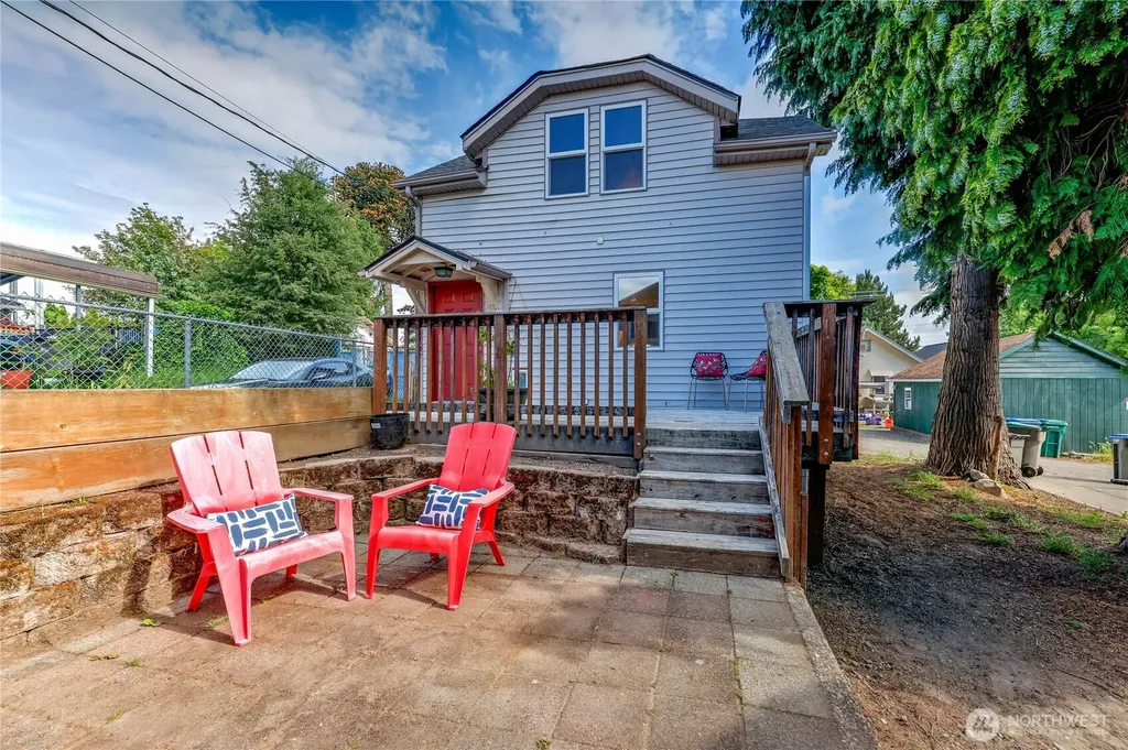 1728 5th Street Bremerton WA 98337