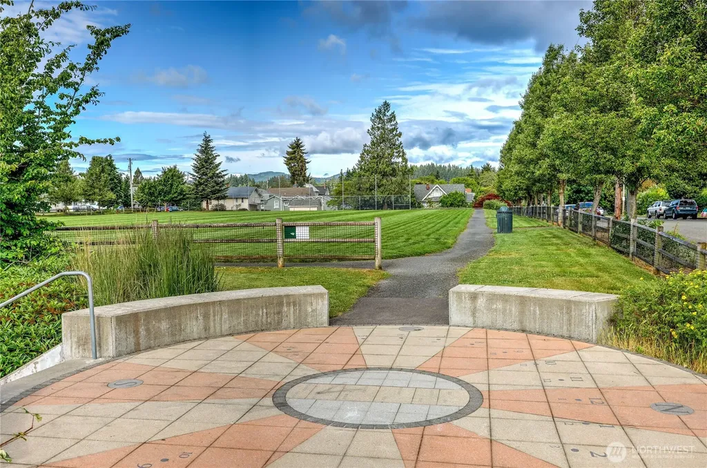 1728 5th Street Bremerton WA 98337