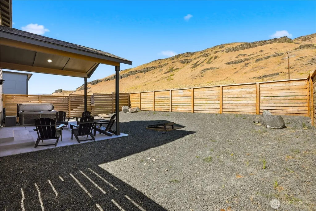 171 Bridgeview Drive Vantage WA 98950