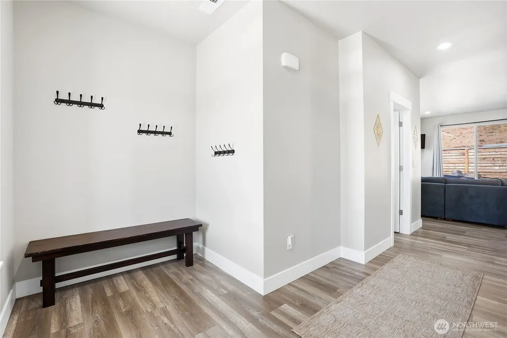 171 Bridgeview Drive Vantage WA 98950