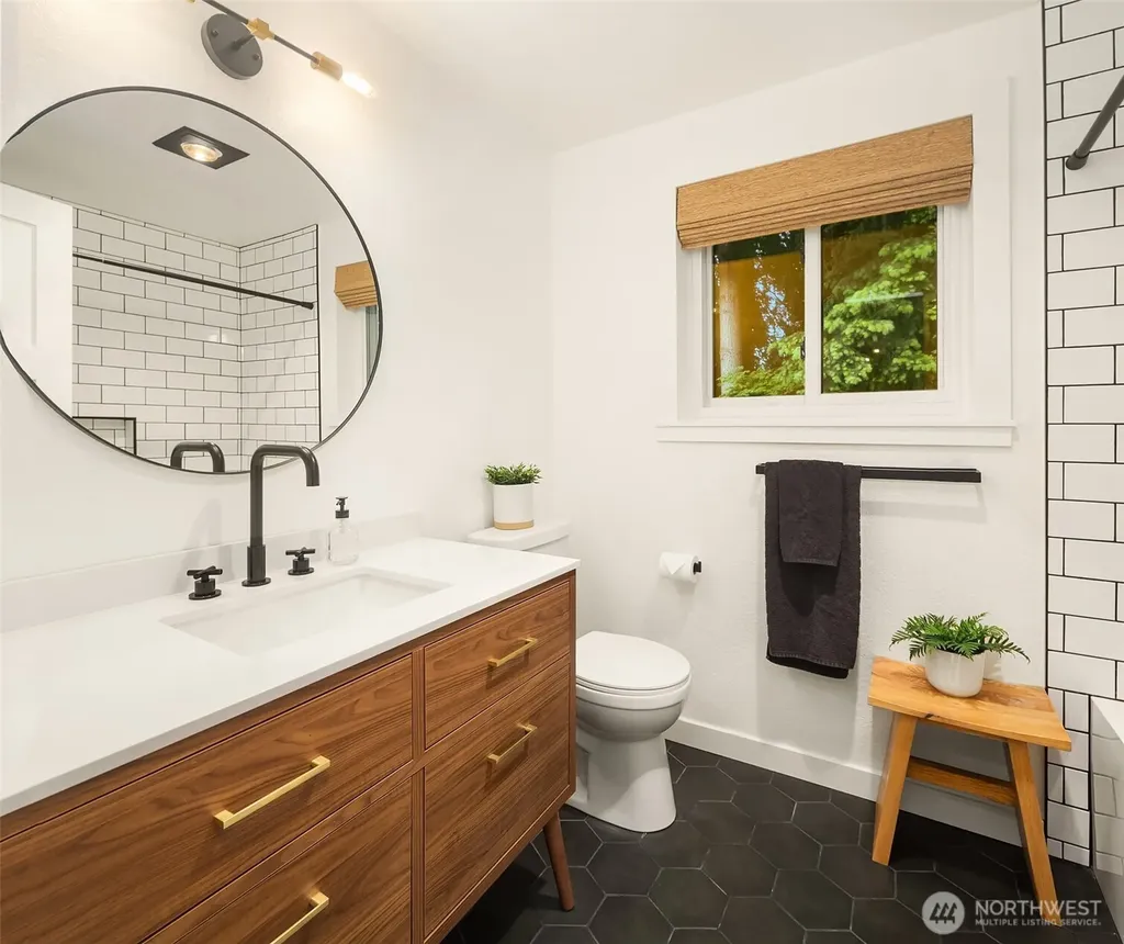 13146 113th Place NE Kirkland WA 98034