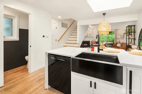13146 113th Place NE Kirkland WA 98034