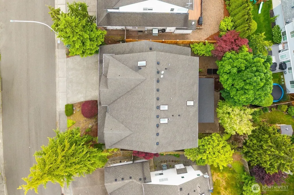 5529 Elizabeth Loop SE Auburn WA 98092