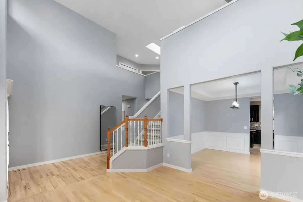5529 Elizabeth Loop SE Auburn WA 98092