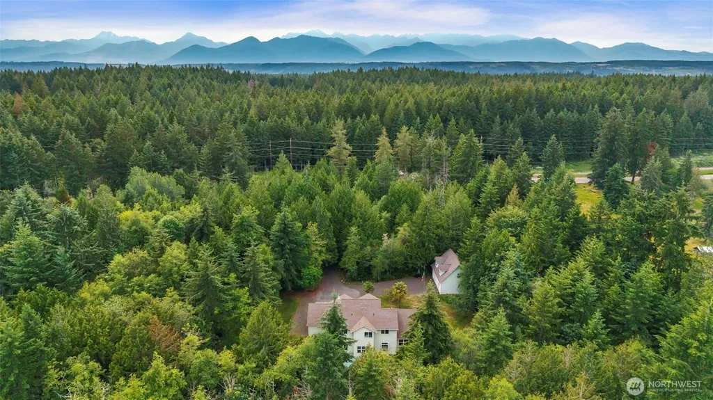 19144 Clear Creek Road NW Poulsbo WA 98370
