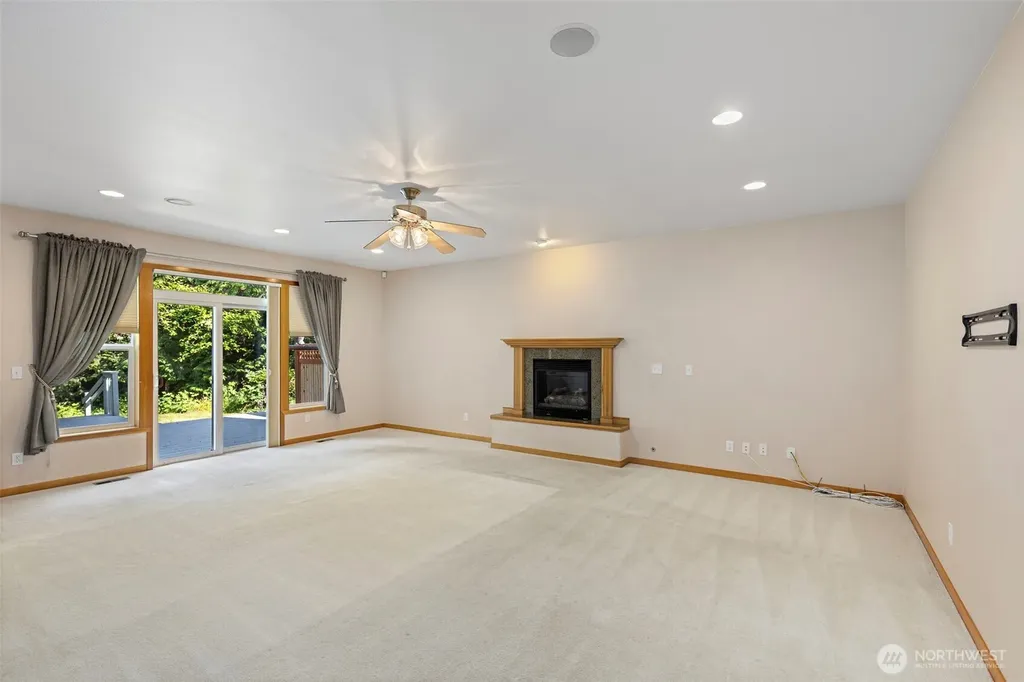 19144 Clear Creek Road NW Poulsbo WA 98370