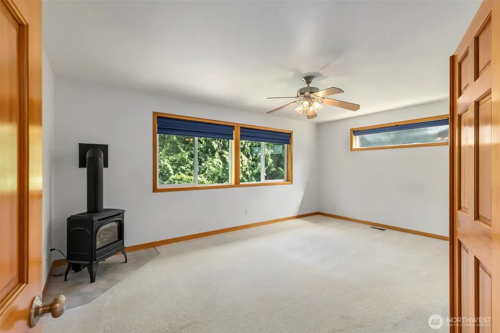 19144 Clear Creek Road NW Poulsbo WA 98370