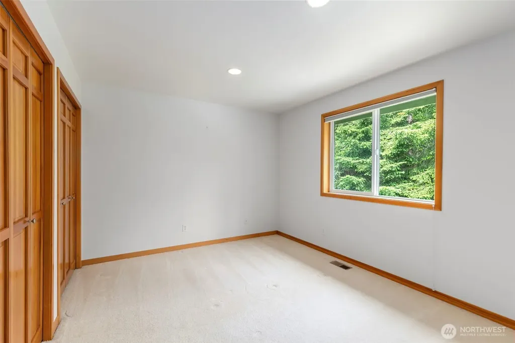 19144 Clear Creek Road NW Poulsbo WA 98370