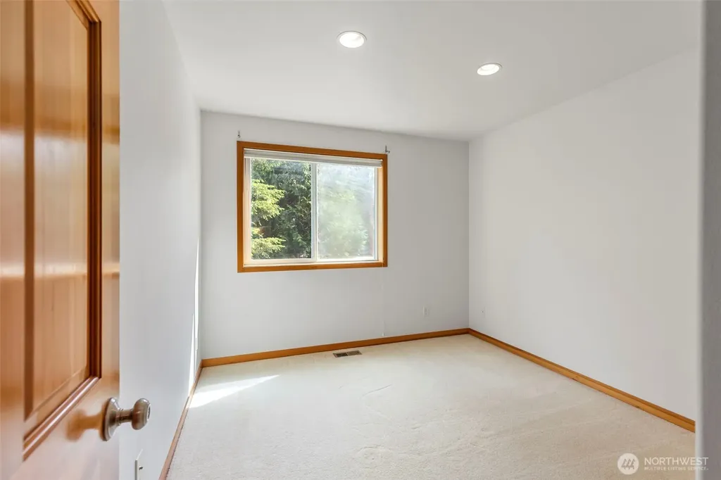 19144 Clear Creek Road NW Poulsbo WA 98370